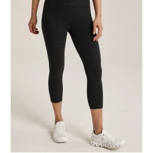 Old Navy Womens Black High Rise Cropped Leggings Pants Medium NWT